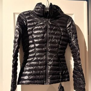 Lululemon pack it down shine jacket